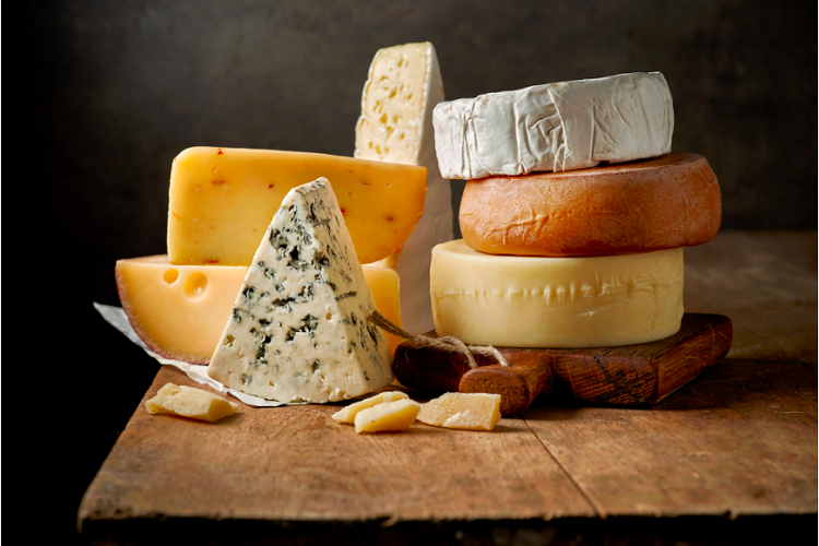 8 Things Happen When You Eat Cheese Daily The Run Time