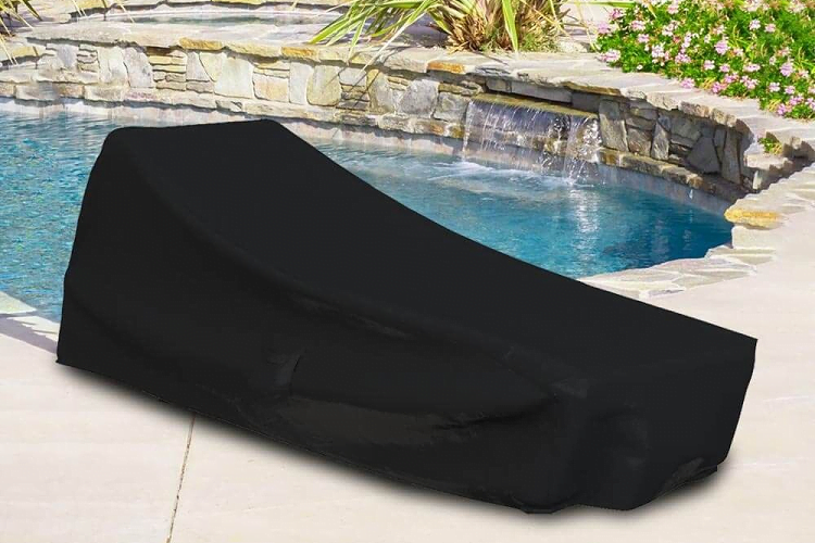 Chaise Lounge Covers Extend the Lifespans of Old Chaise Lounges