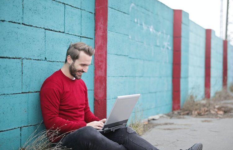 online dating red flags