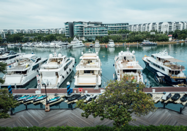 yacht