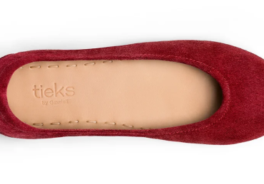 Rouge Tieks