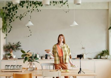 Decorate Your Kitchen with Plants